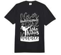 Never Underestimate a Girl Who Knows Karate para Chicas Comfort Colors Adult Heavyweight T-Shirt