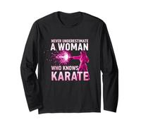 Never Underestimate a Woman Who Knows Karate Frase Divertida Manga Larga