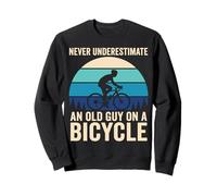 Never Underestimate Old Guy On A Bicycle Quote Sudadera