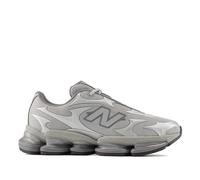 New Balance 2000 "Silver Metallic" - Talla: 41.5