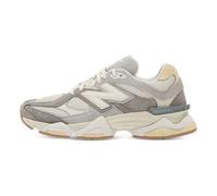 New Balance - 9060 Sneakers - Shoes - Hombre - Gris - 43 EU -