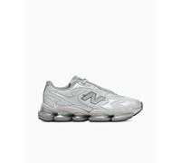 New Balance Abzorb U2000 5UW "Silver Metallic" ["gid://shopify/Metaobject/384044106106","gid://shopify/Metaobject/384044401018"] 40
