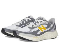 New Balance Arishi V4 TIRALUX 43 Gris/argent