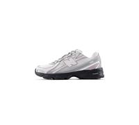 NEW BALANCE Sneaker 740 plata | 39 1/2