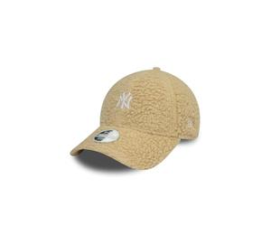 New Era Gorra Sherpa 9Forty Borg NY Yankees para mujer, color beige