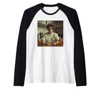 New Funny Distressed Male Doll Face Meme, Big Glass Camiseta Manga Raglan
