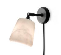 New Works Material Originals pared, mármol blanco