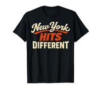 New York NYC Hits Different Vintage Camiseta