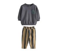 NEXT Niños Conjunto de sudadera y pantalones de chándal estampados Negro/Marrón 2 Años-3 Años