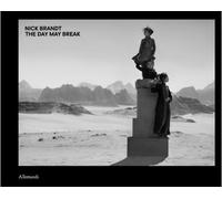 Nick Brandt. The day may break. Ediz. italiana (Varia)