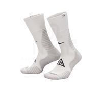 Nike ACG Calcetines largos acolchados para exterior (1 par) - Blanco 34-38