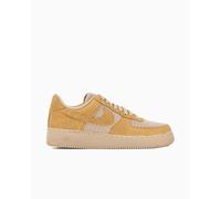 Nike Air Force 1 '07 LV8 Ref. II9807-700 Color Amarillo Talla 40