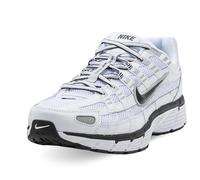 Nike P-6000 plata 45