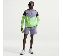 Nike Challenger Pantalón corto de running Dri-FIT de 18 cm con malla interior - Hombre - Morado XXL