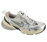 NIKE FD0736-100 W V2K Run Mujer Summit White/Metallic Silver EU 42