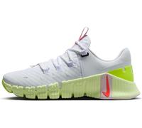 Nike Free Metcon 5 Zapatillas de Entrenamiento para Mujer, Color Blanco/Brillante Crimson-Barely Volt, Talla 35.5 EU, White Bright Crimson Barely Volt, 35.5 EU