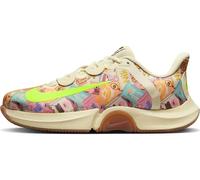 Nike NikeCourt Air Zoom GP Turbo Osaka, Bajo Mujer, Coconut Milk/Volt-Gum Light Brown-Sesame, 40.5 EU
