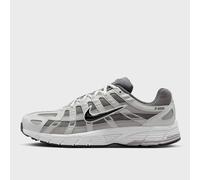 Nike P-6000 gris 42
