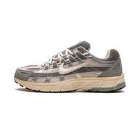 Nike P-6000, Sneaker Hombre, Flat Pewter White Lt Iron Ore, 43 EU