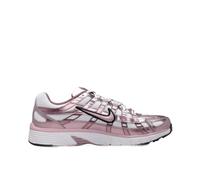 Nike P-6000 Zapatillas para Mujer, Color Blanco y Morado, IO3496-103 41 EU | Zapatillas de correr retro con malla transpirable y aspecto distintivo Y2K.