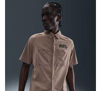 Nike Parte de arriba de running Dri-FIT UV de manga corta con botones - Hombre - Marrón XL