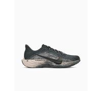 Nike Pegasus Plus Ref. IH4113-140 Color Beige Gris Talla 45.5