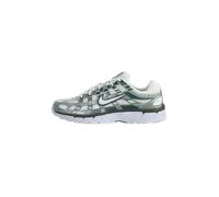 Nike Sportswear Zapatillas deportivas bajas 'P-6000' jade / verde oscuro / plata / blanco 39 EUR