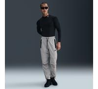 Nike Tech Pantalón de tejido Woven con dobladillo abierto - Hombre - Gris M