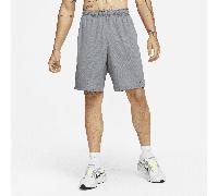 Nike Totality Pantalón corto versátil Dri-FIT de 23 cm sin forro - Hombre - Gris L