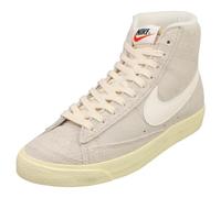 NIKE W Blazer Mid '77, Zapatillas de básquetbol Mujer, Huesos Ligero Vela Alabastro, 39 EU