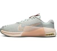 Nike W Metcon 9, Bajo Mujer, Light Silver/Pale Ivory-Guava Ice, 38 EU