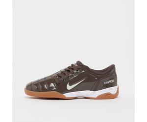Nike WMNS Total 90 marrón 38