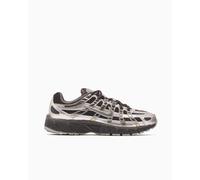 Nike Women's P-6000 Marrón 38