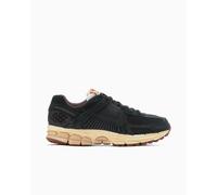 Nike Women's Zoom Vomero 5 Premium Ref. FD0533-010 Color Negro Talla 35.5
