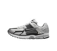 Nike Zapatos Zoom Vomero 5 para hombre, Plateado metálico/platino puro/blanco/negro, 44.5 EU