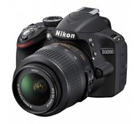 Nikon D3200 - Cámara réflex Digital de 24.2 MP (Pantalla 3", estabilizador óptico), Color Negro - Kit con Objetivo AF-S DX 18-55mm f/3.5 VR