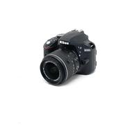 Nikon D3300 - Cámara réflex digital de 24.2 Mp (Pantalla 3", estabilizador óptico, vídeo Full HD), negro - kit cuerpo con objetivo Nikkor AF-S DX 18-55 mm f:3.5 VR II