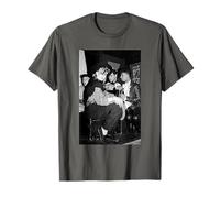 Niño George The Wall Karma Chameleon por Virginia Turbett Camiseta