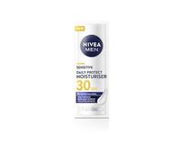 NIVEA MEN Sensitive - Crema hidratante para hombre, protección diaria, SPF 30, 50 ml, crema facial para hombre con complejo VitaminPro, protege contra los rayos UVA/UVB, luz azul y contaminación