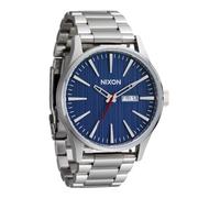 NIXON Sentry SS A356 - Reloj analógico clásico para hombre resistente al agua hasta 100 m (esfera de reloj de 42 mm, correa de acero inoxidable de 23 mm-20 mm), plateado/índigo, 42mm, Acero inoxidable