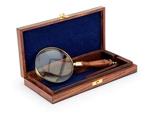 NKlaus Lupa de latón con mango de madera y caja de madera, lupa de lectura | Peso: 820 g; longitud: 23 cm; diámetro: 11 cm; 26,5 x 13 x 3,5 cm