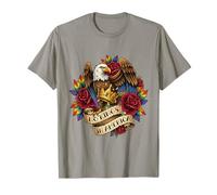 No Hay Reyes en Estados Unidos Patriotic Roses LGBTQ Eagle USA Camiseta