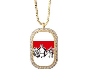 no/no Collar con colgante de líder de propaganda de educación roja de China con diamantes de cristal dorado