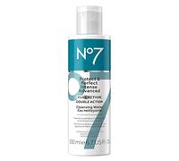 No7 Protect & Perfect Intense Advanced Cleansing Water - Limpiador facial de doble acción + limpiador de maquillaje - Agua de limpieza facial + exfoliante AHA natural para una hidratación suave y