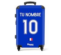 NoBoringSuitcases.com Maleta Personalizada, Maleta de Viaje, Maleta Mediana, Cerradura TSA, Maletas de Viaje Grandes 23 Kilos (67 cm - 72 L), (Eurocopa 2024 - Uniforme Local Francia - Azul)
