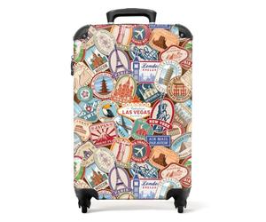 NoBoringSuitcases.com® Maletas de Viaje Cabina, Equipaje de Mano, Trolley con 4 Ruedas giratorias rotación de 360, Divertidas, TSA Cerradura, 10kg Avion, 55x40x20 cm Patrón de destinos