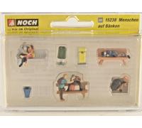 Noch 15238 Set 5 Figuras Personajes En Los Bancos Con Accesorios Diorama H0 1:87