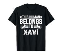 Nombre de Perro Xavi Regalo Personalizado This Human Belongs To a Camiseta
