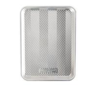 Nordic Ware Bandeja de cuarto de prisma