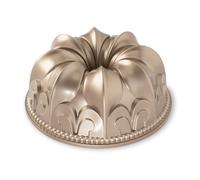 Nordic Ware Molde de horno Nordic Ware Fleur De Lis Bundt 2.4 L